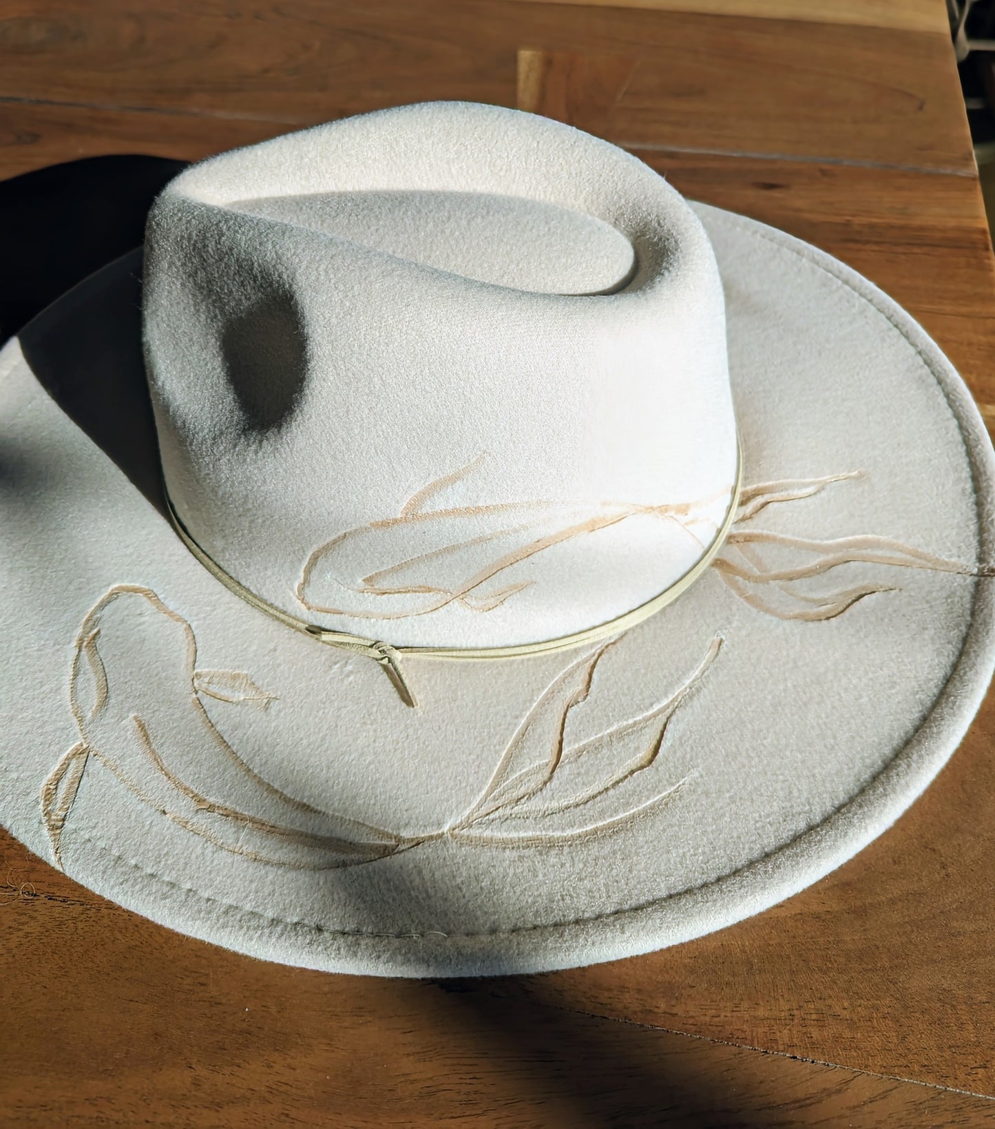 the LAGUNA hat